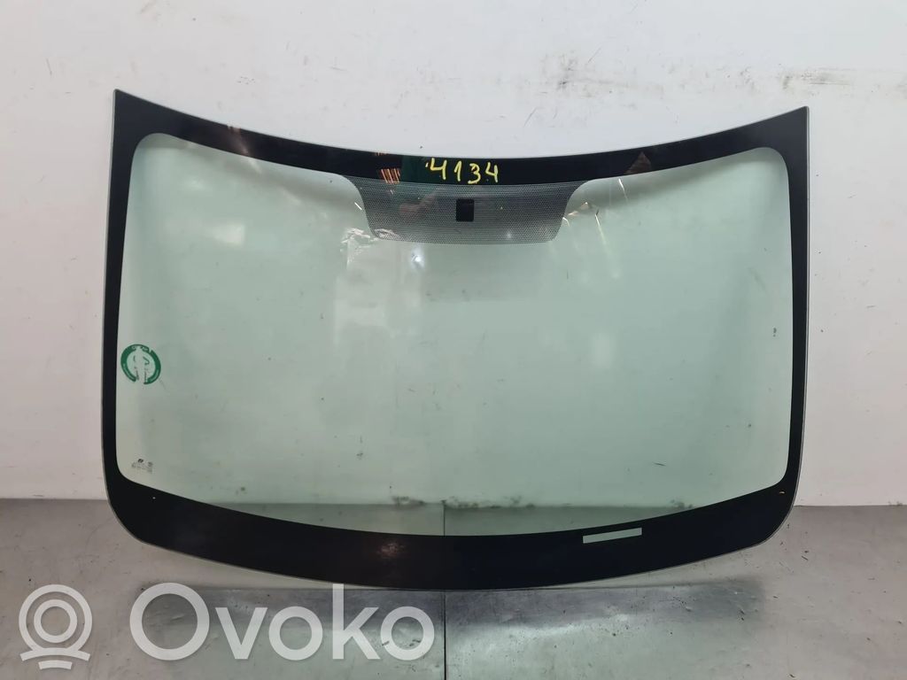 Dacia Spring Front windscreen/windshield window 