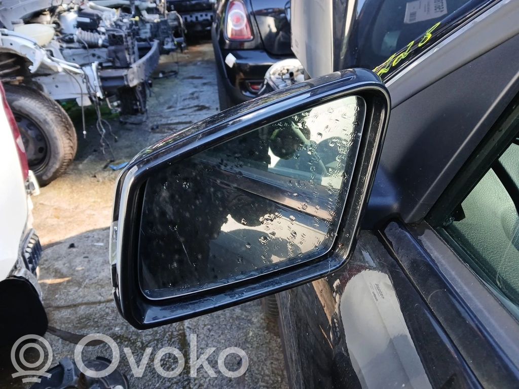 Mercedes-Benz C W204 Elektryczne lusterko boczne drzwi przednich 