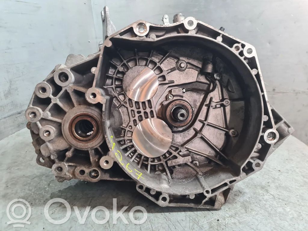 Opel Astra K Cutie viteze manuală cu 5 trepte 