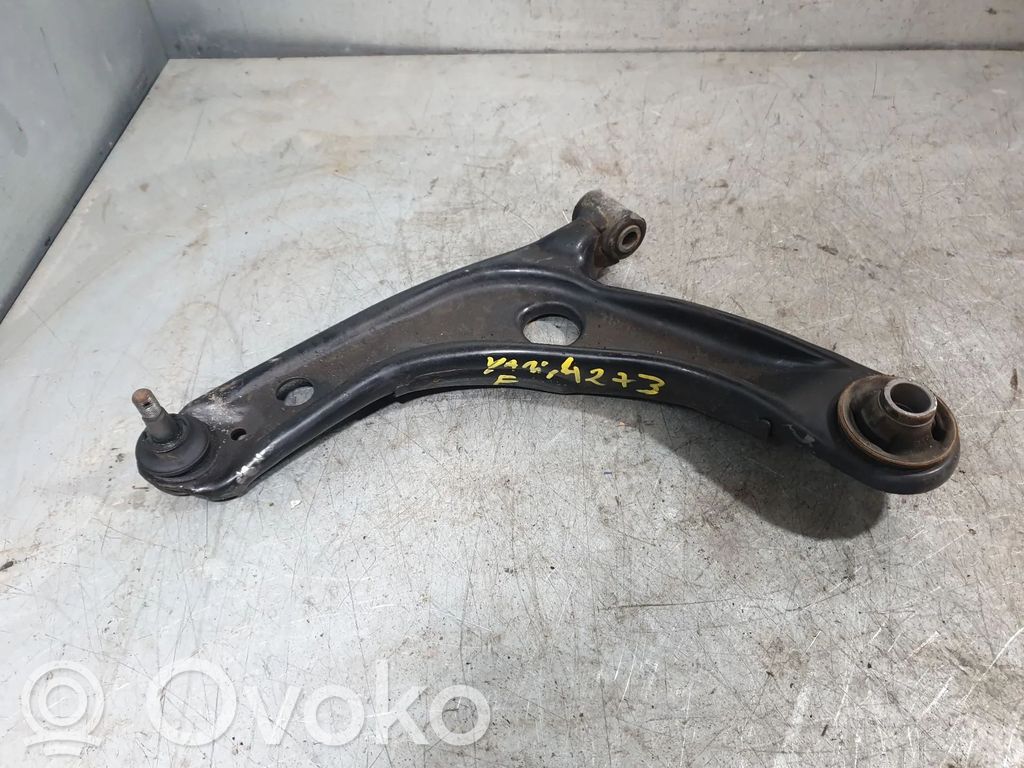Front control arm   4806909040,4806909041,4806909070,4806909071,4806909140,4806959095,4806959125,4806959135,4806959145,48069W9005