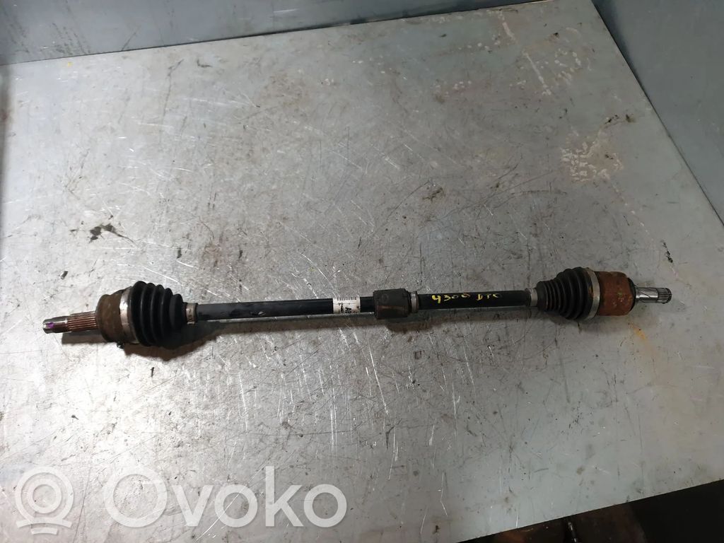 Opel Corsa E Priekinis pusašis 