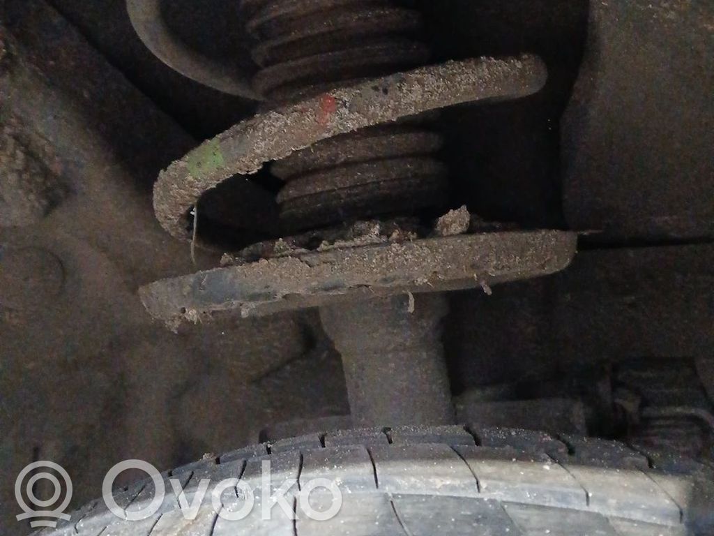 Amortiguador delantero   543020808R,543022080R,543022134R,543022511R,543025760R,543026122R,543026988R,543027411R,543028420R,543028609R,543028674R,8200127279,8200452695,8200452697,8200556694,8200556695,8200675732,8200676024,8200676026