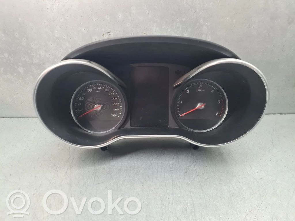 Mercedes-Benz GLC C253 Tachimetro (quadro strumenti)