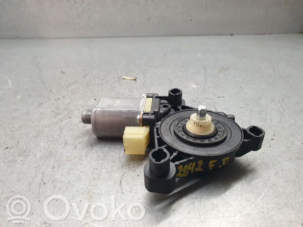Front door window regulator motor   5Q0959802C,15052021