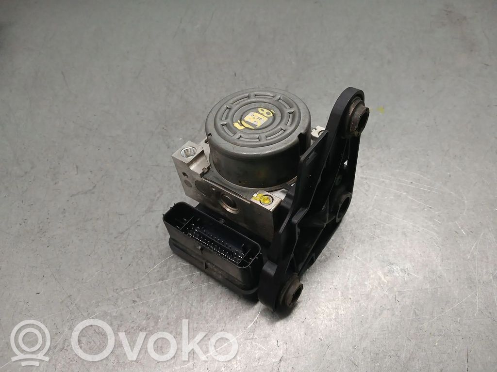 Volkswagen Golf VII ABS Pump 