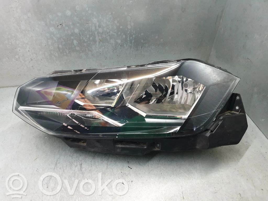 Volkswagen Polo VI Faro/fanale