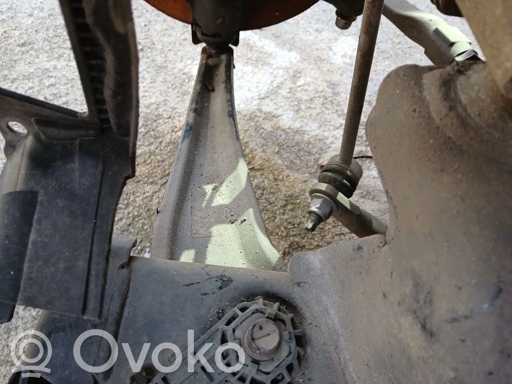 Querlenker vorne   0009816863580,0009858157580,1682731880,9816863580,9858157580,SU001A6516