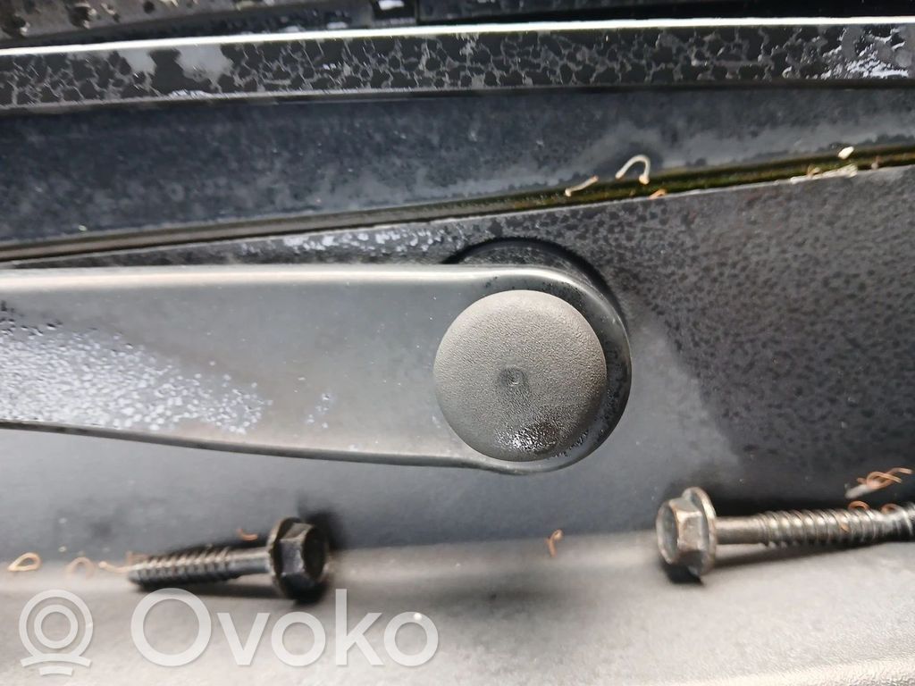 Ford Fiesta Silniczek wycieraczek szyby przedniej / czołowej 