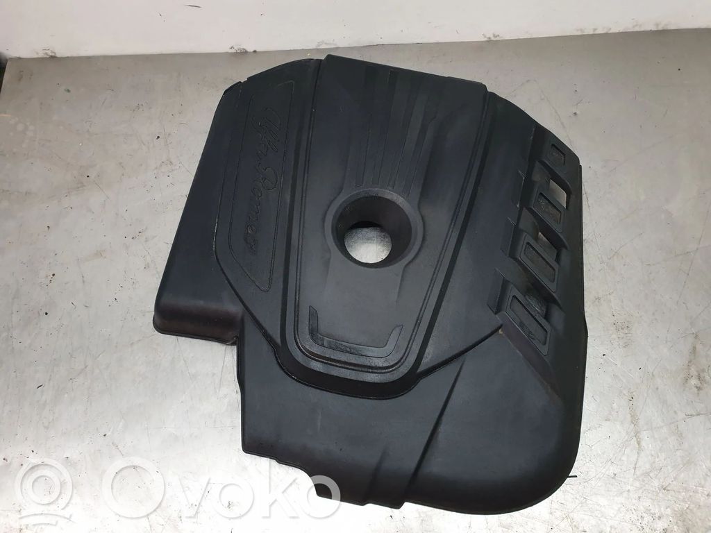 Motorabdeckung