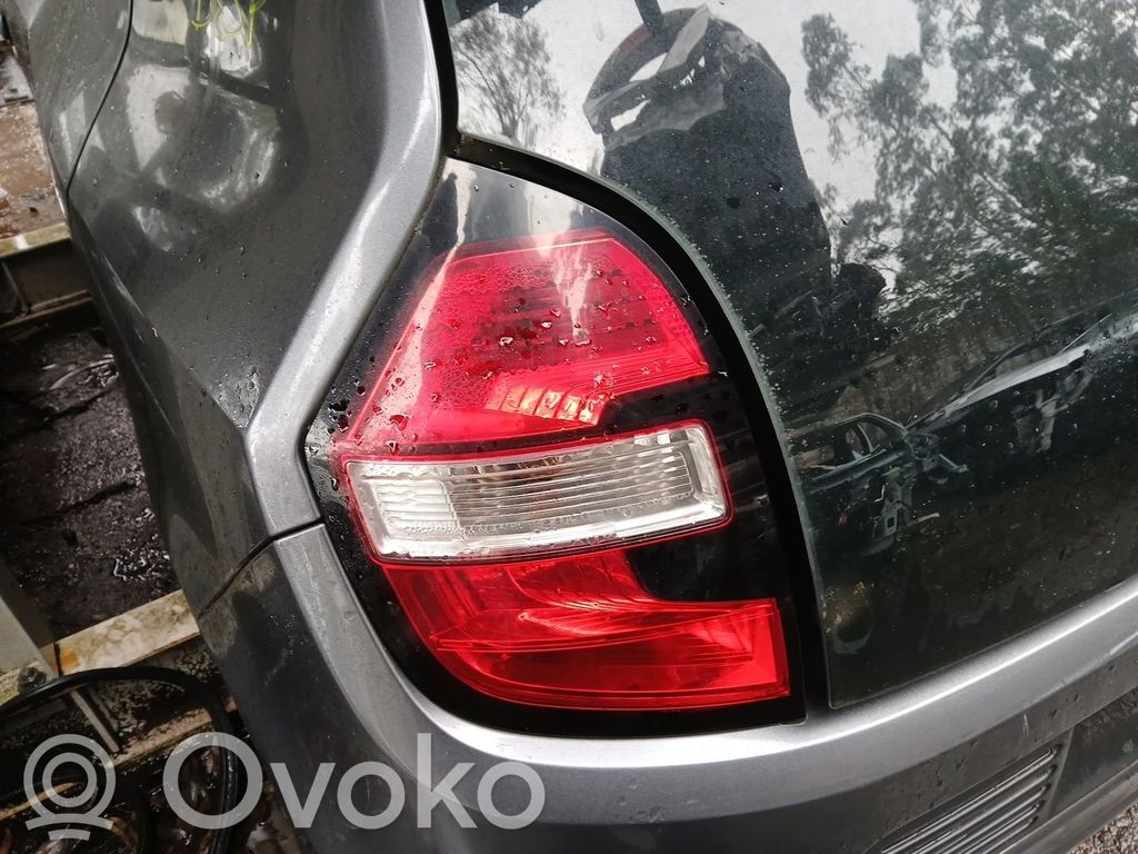Renault Twingo III Takaluukun takavalot