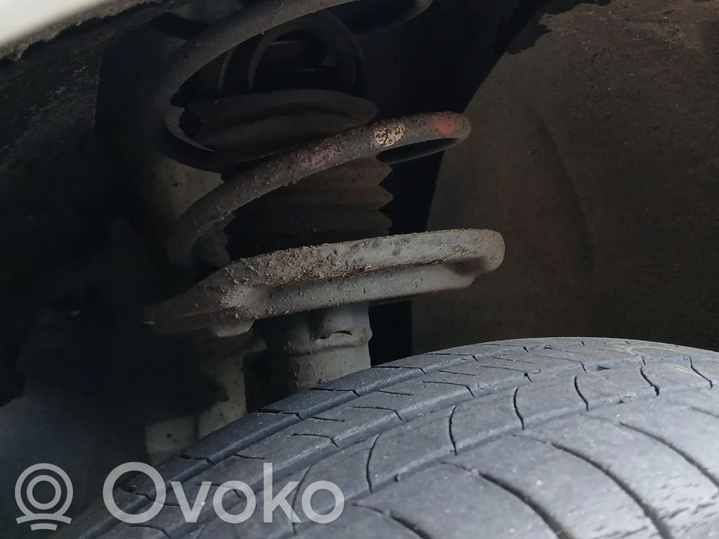 Renault Twingo III Etuiskunvaimennin 