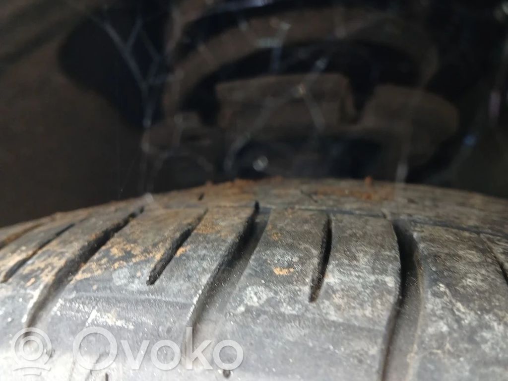 Ford Grand C-MAX Priekšpusē amortizators 