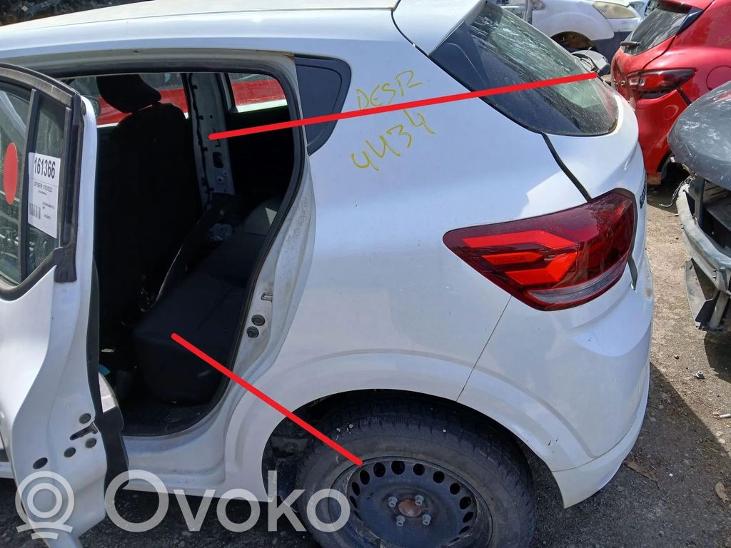 Panel lateral trasero