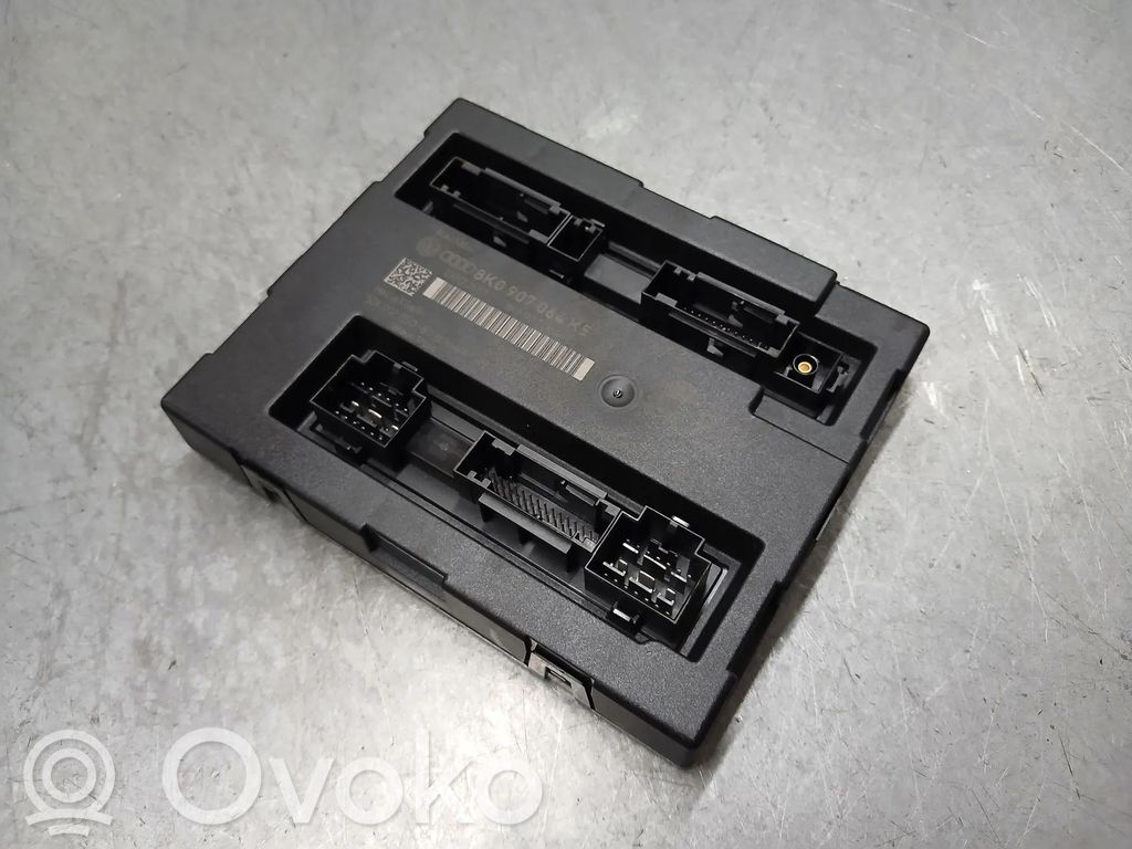 Mukavuusmoduuli   8K0907064KE,0418692225,5DK01235080,CRMZDSS1