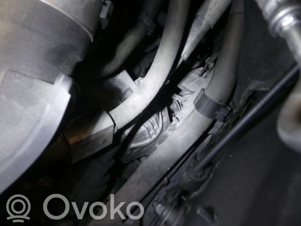 BMW 3 E90 E91 Engine mount bracket 