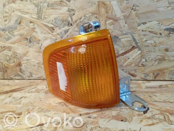 Ford Escort Blinker vorne Stoßstange 