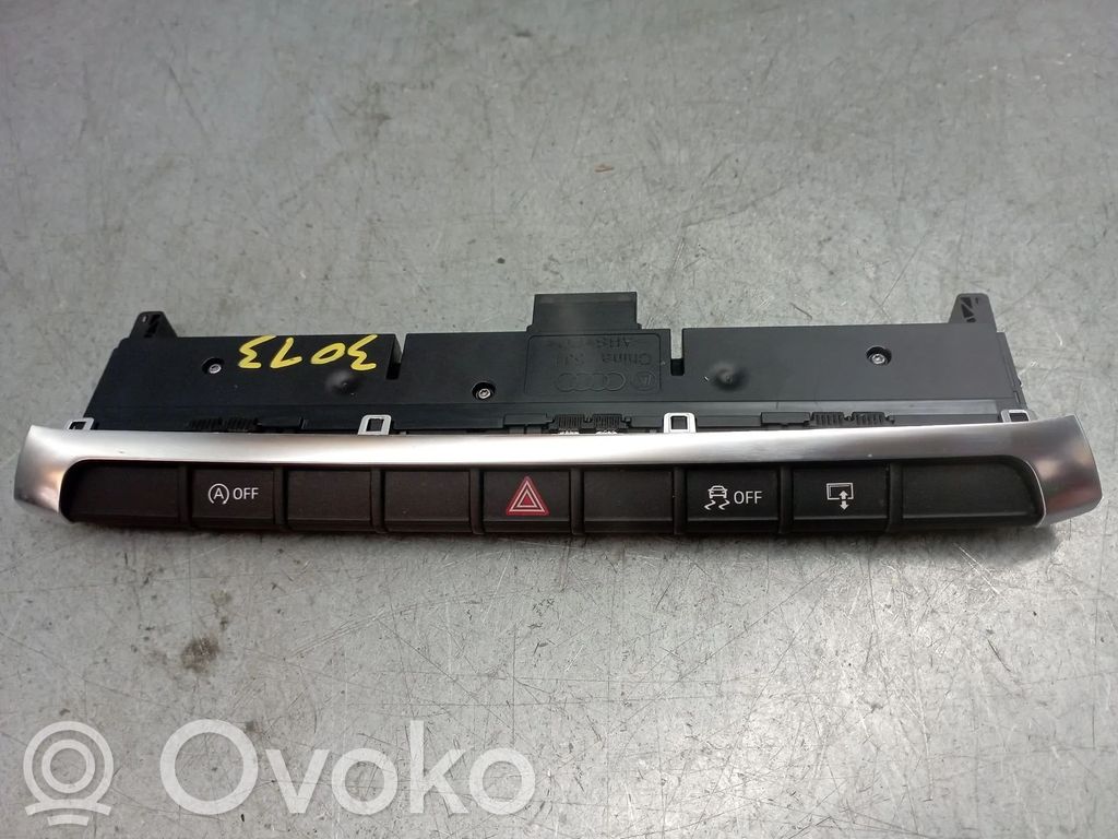 Botón interruptor de luz de peligro   8V0925301CD