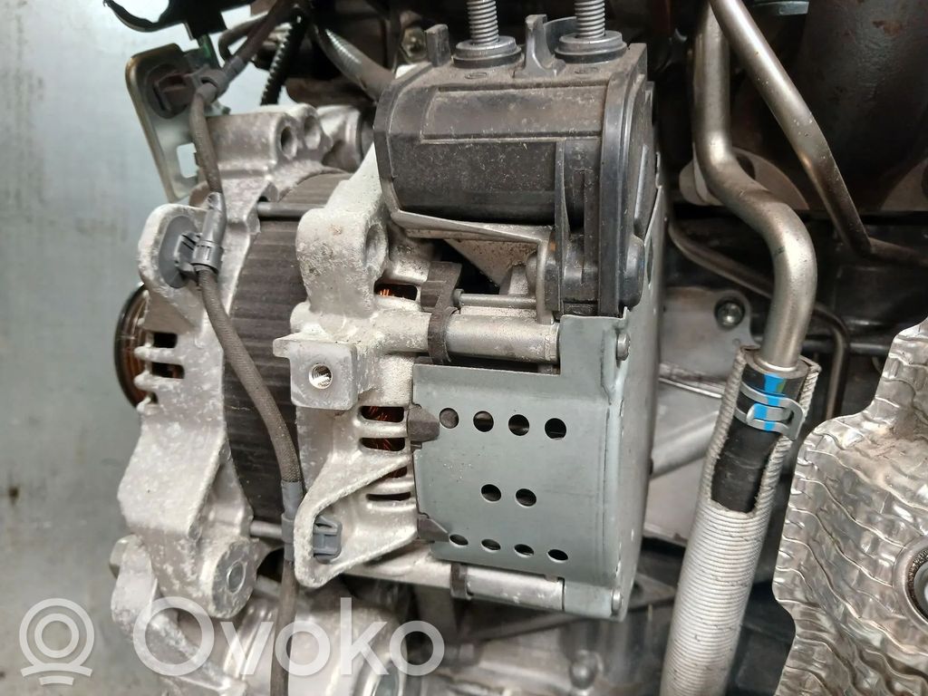 Suzuki Swift III Generator/alternator 
