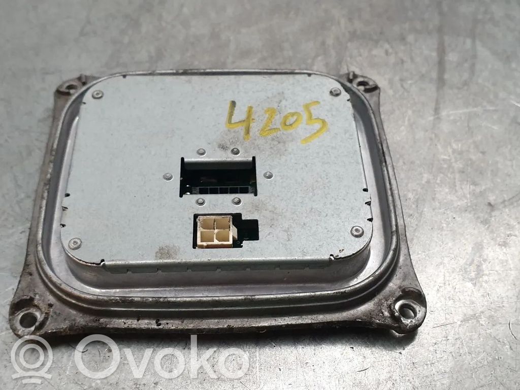 Module de ballast de phare Xenon   8K0907472A