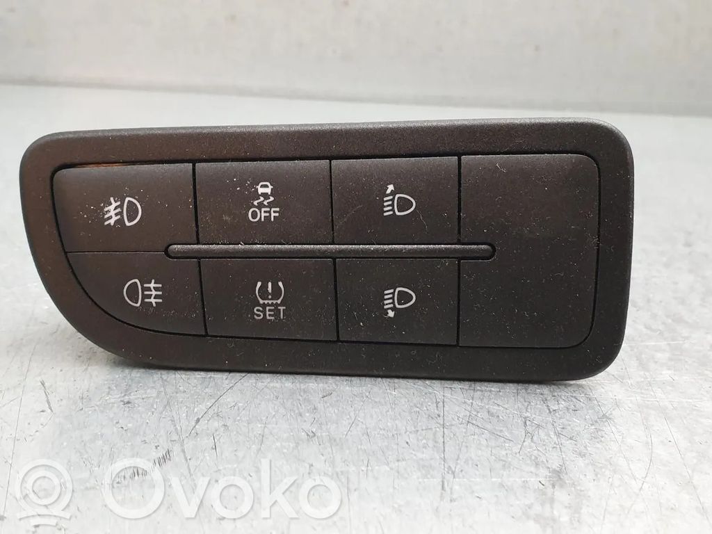 Fiat Tipo Przyciski multifunkcyjne
