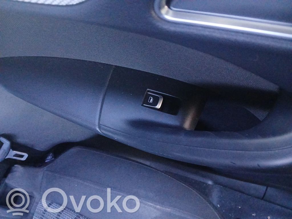 Audi Q3 8U Przyciski szyb