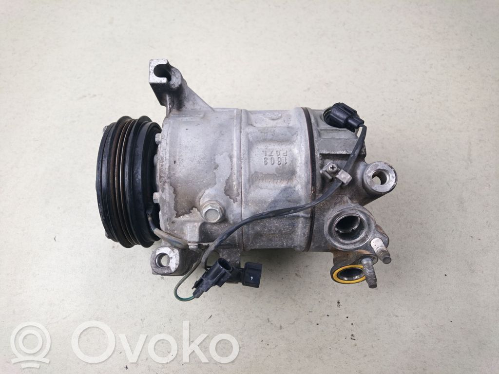 Volvo XC60 Air conditioning (A/C) compressor (pump) 