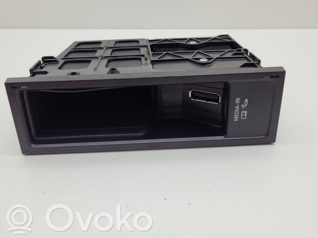 Volkswagen PASSAT B7 Other control units/modules 