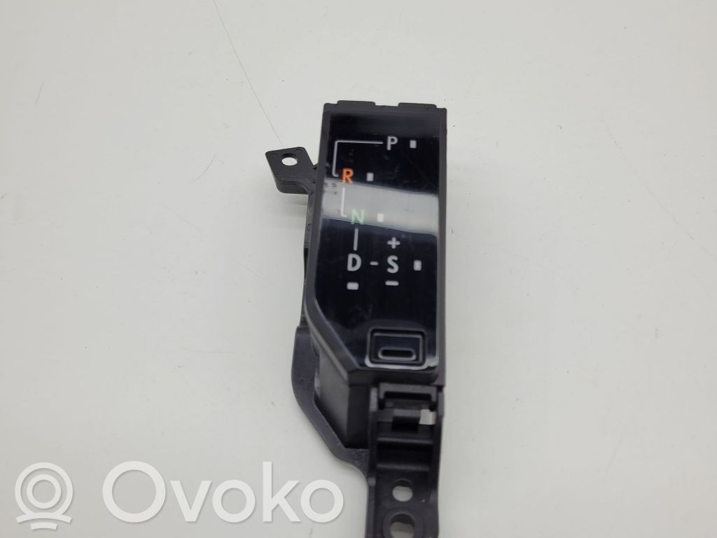 Lexus NX Gear shift selector indicator 