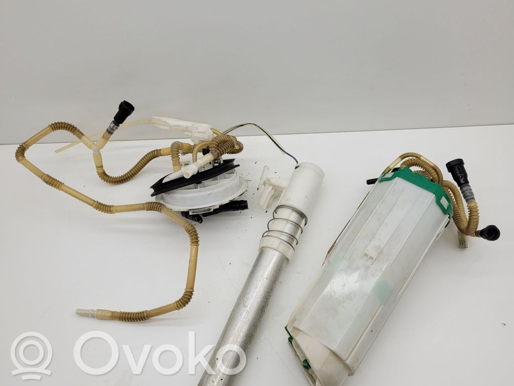 Audi A8 S8 D3 4E In-tank fuel pump 