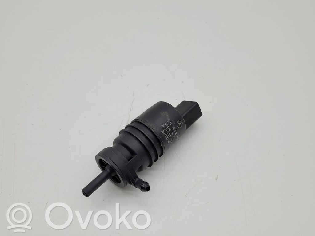 Mercedes-Benz CLS C218 X218 Windscreen/windshield washer pump 