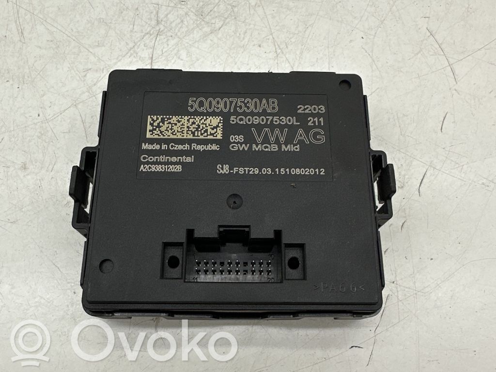Volkswagen Golf VII Gateway control module 