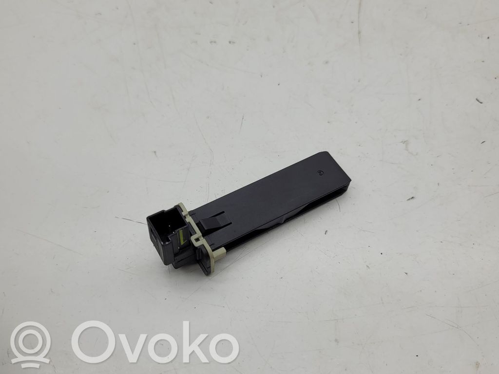 BMW 3 F30 F35 F31 Interior temperature sensor 