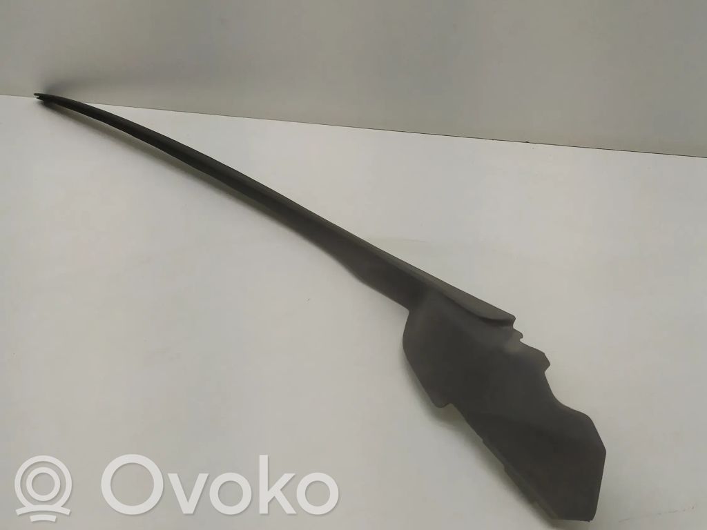 Volvo V40 Cross country Windshield trim 