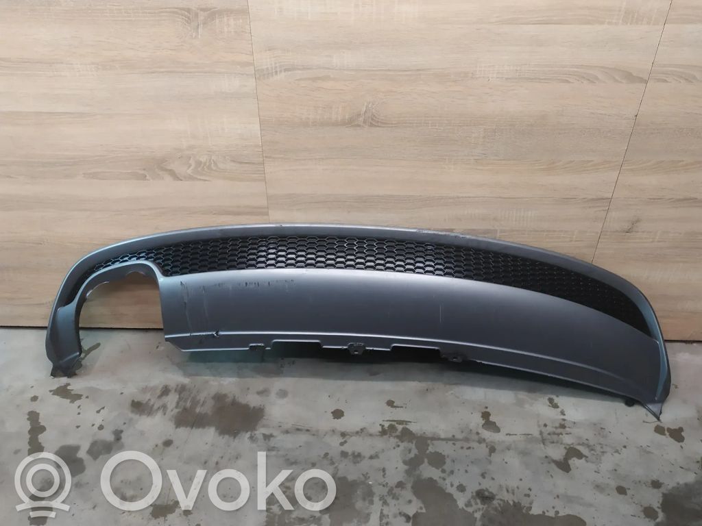 Audi A5 8T 8F Apakšējā bampera daļa 