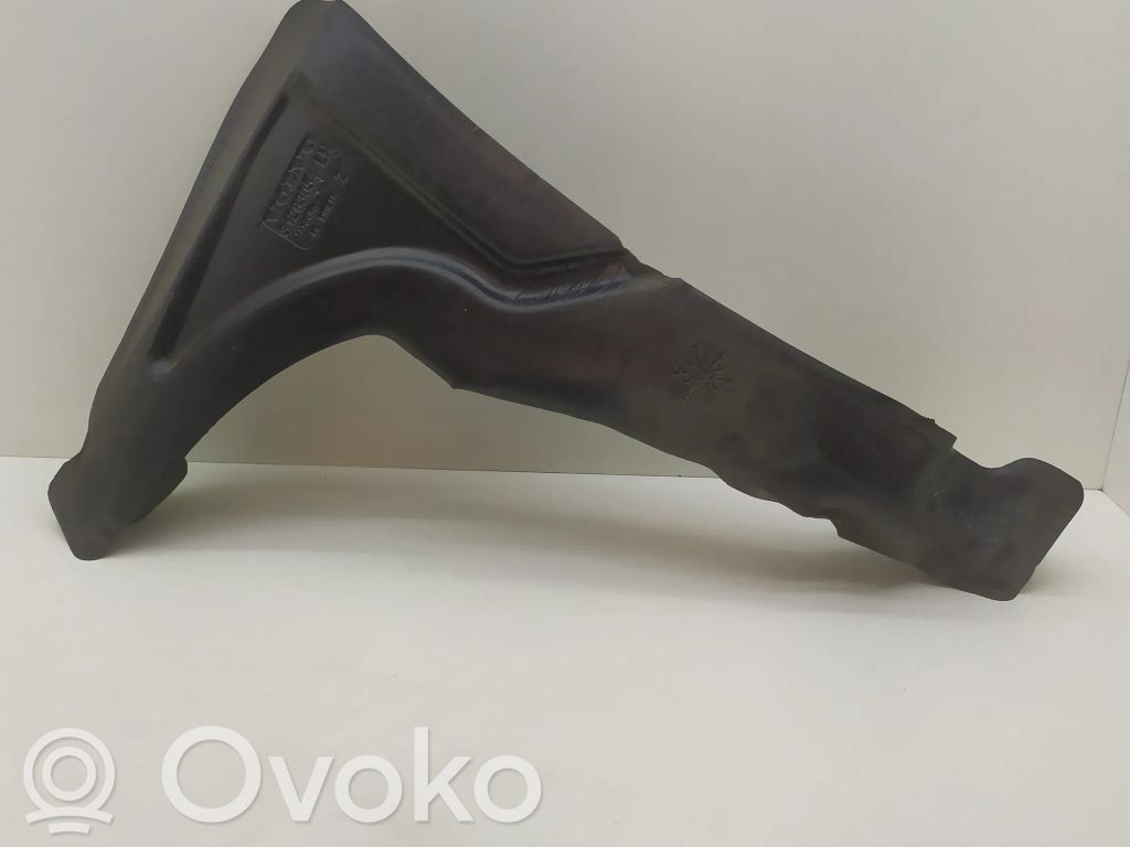 Volvo V40 Putoplastas sparno 