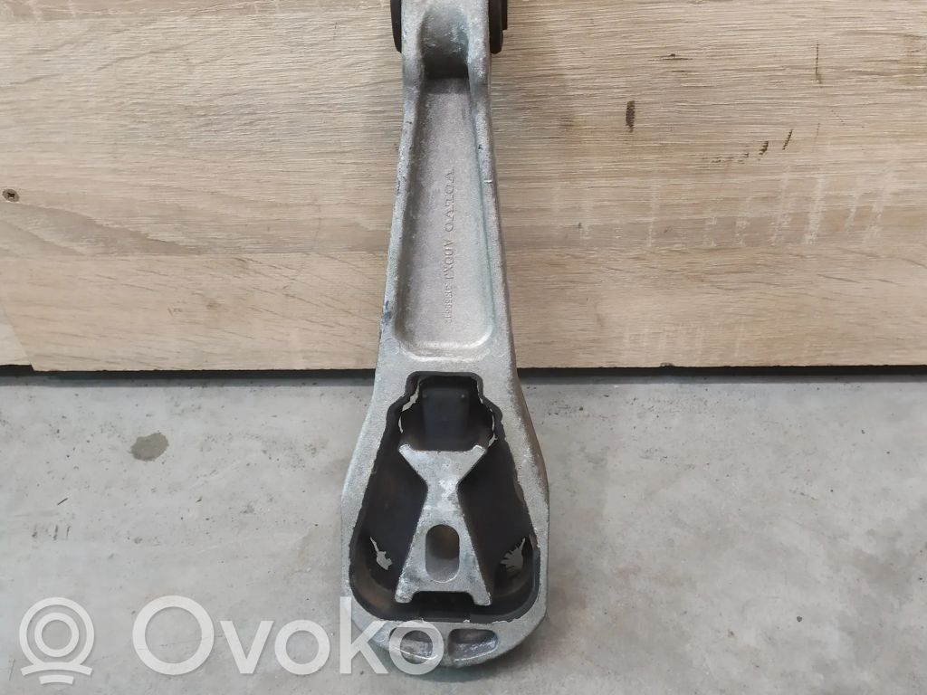 Volvo V40 Engine mount bracket 