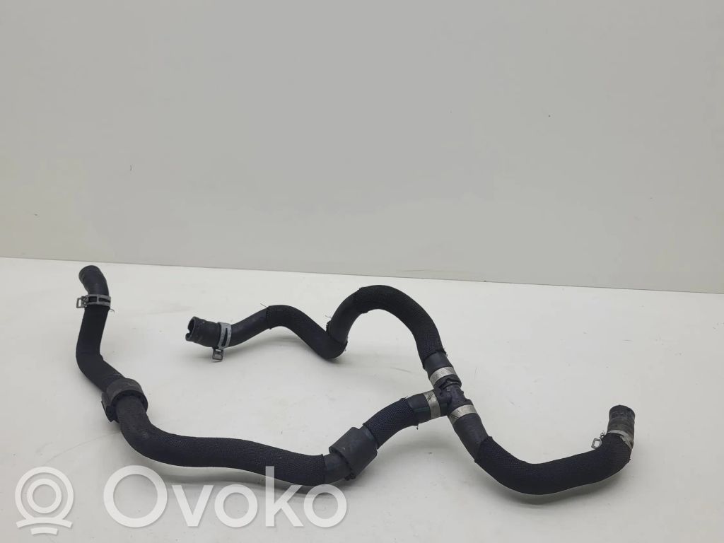 Volvo V40 Engine coolant pipe/hose 