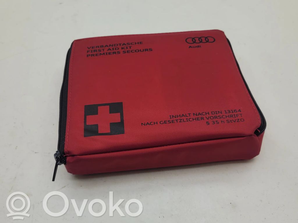Audi A6 S6 C7 4G First aid kit 