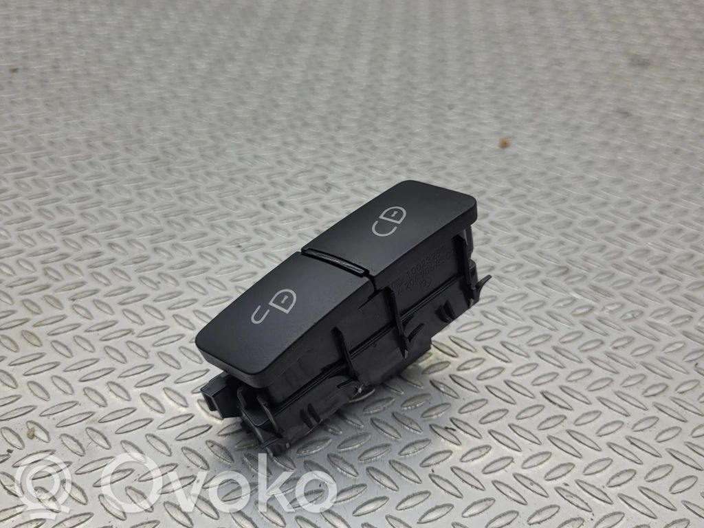 Mercedes-Benz E A207 Central locking switch button 