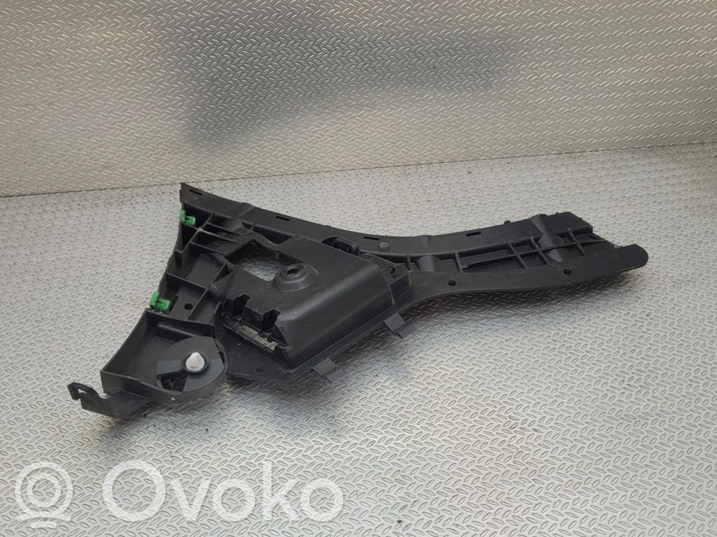 Volvo XC60 Uchwyt / Mocowanie zderzaka tylnego 