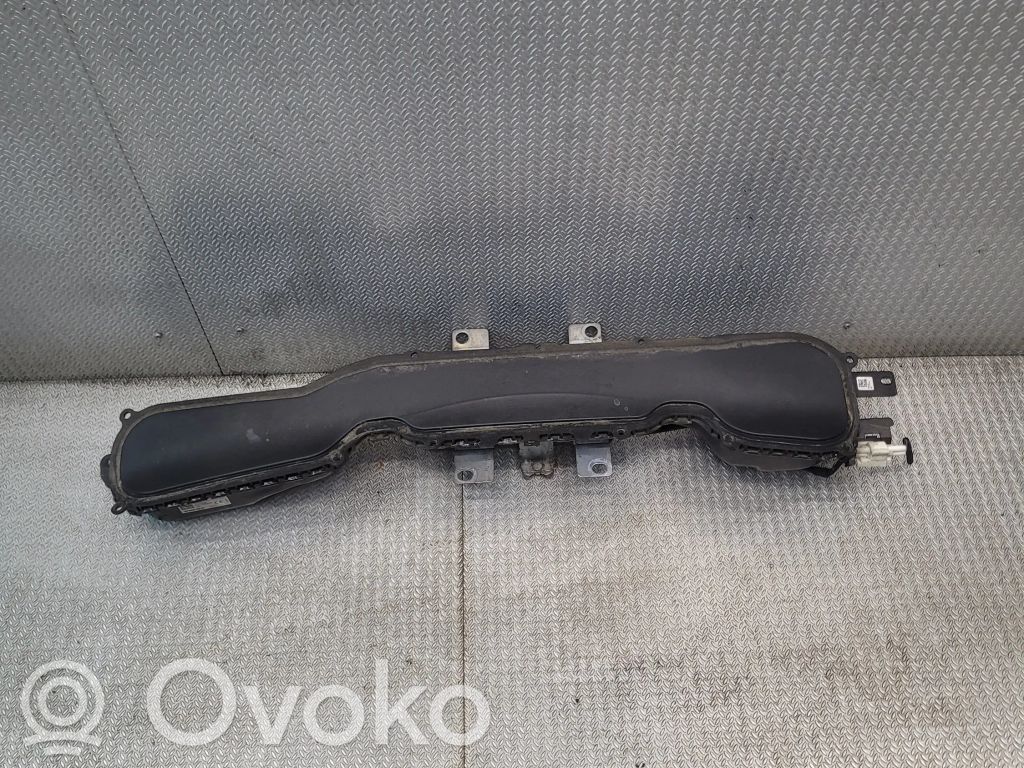 Volvo V40 Cross country Pesčiųjų oro pagalvė 