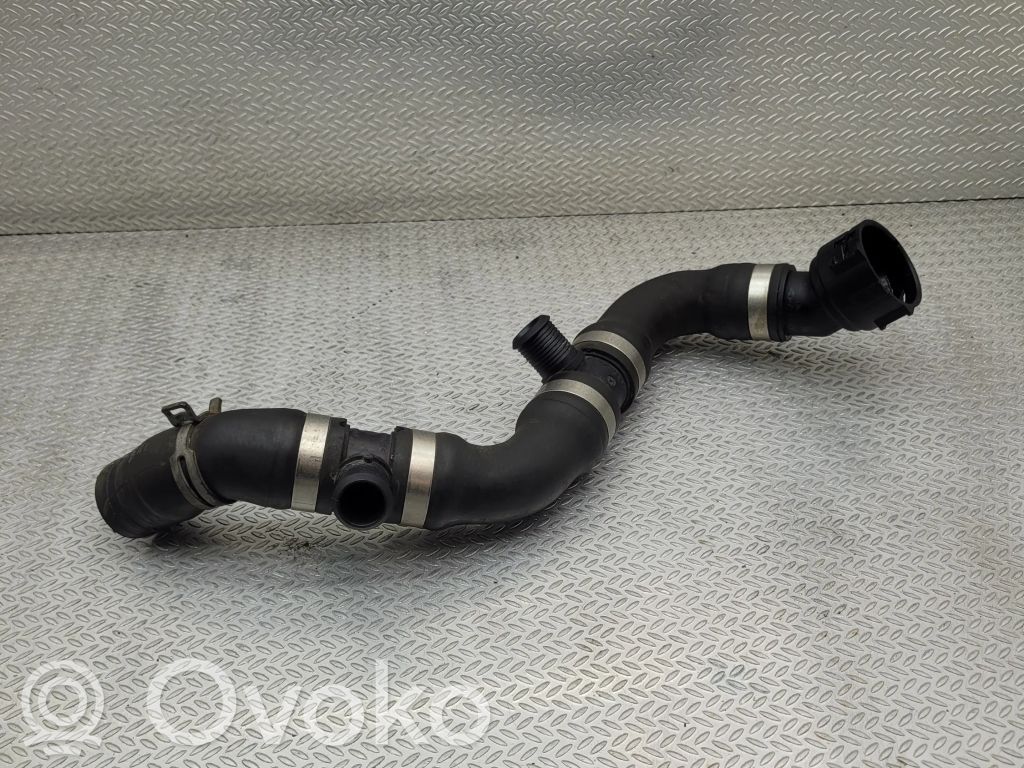 Volvo V40 Cross country Engine coolant pipe/hose 