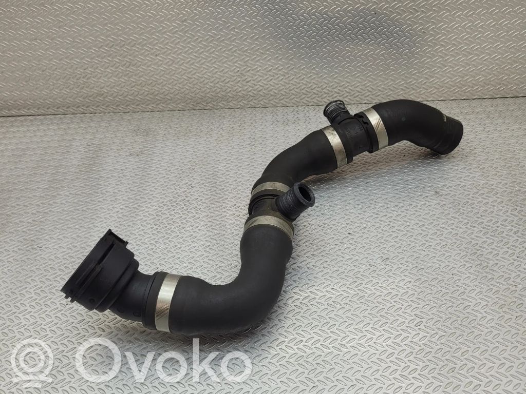 Volvo V40 Cross country Engine coolant pipe/hose 