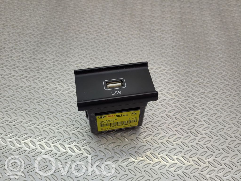 KIA Niro Enchufe conector USB 
