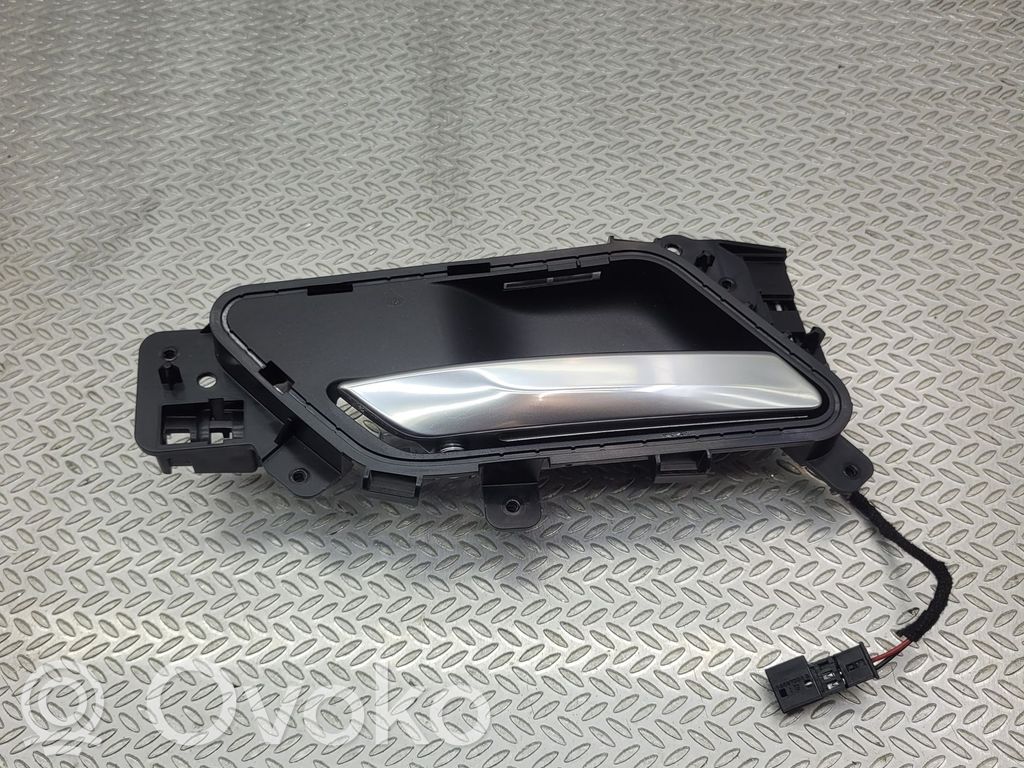 Jaguar XE Rear door interior handle 