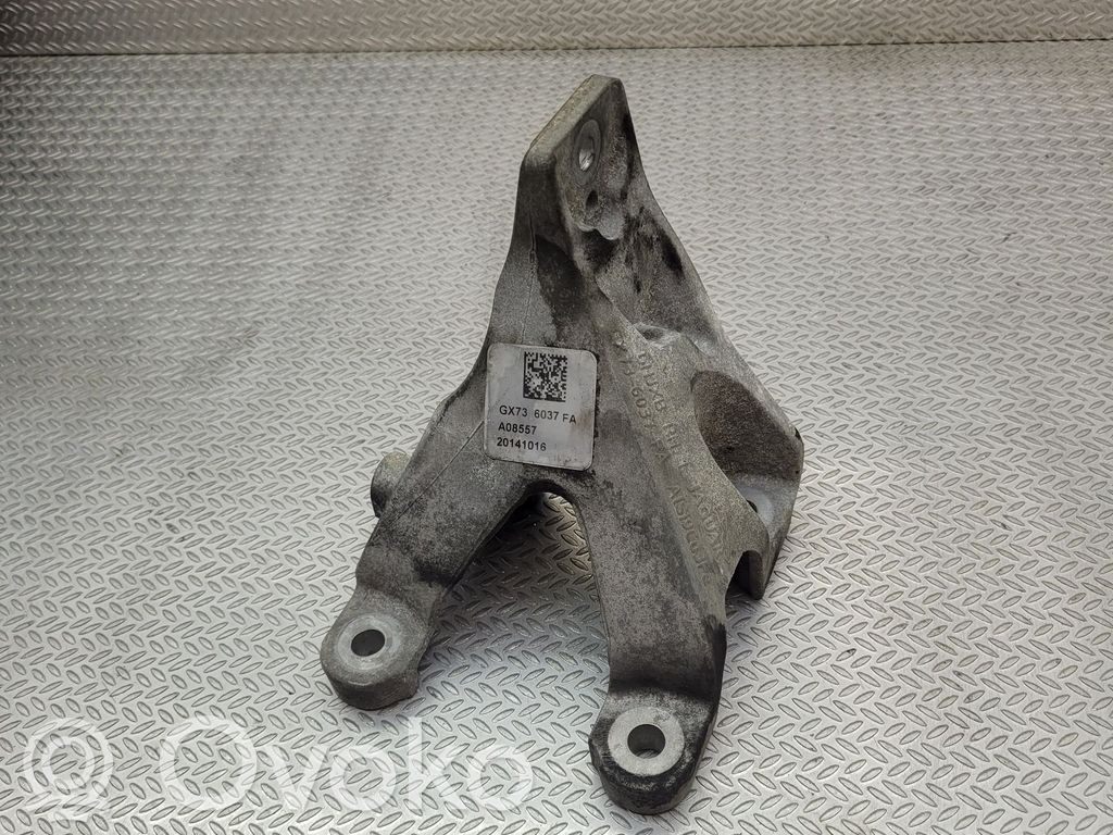 Jaguar XE Engine mounting bracket 