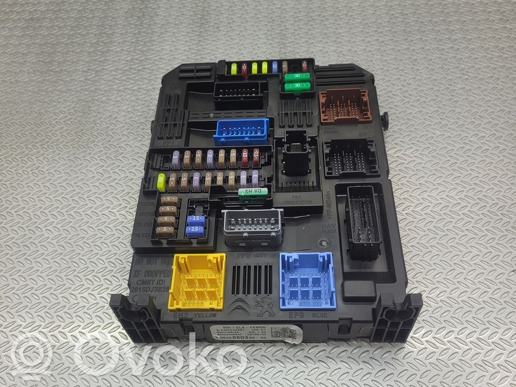 DS Automobiles 3 Crossback Module de fusibles 