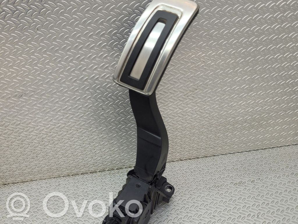 Volkswagen Passat Alltrack Accelerator throttle pedal 