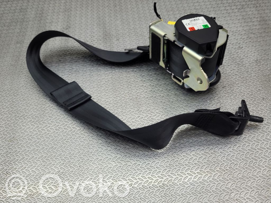 Volvo XC40 Cinturón trasero 