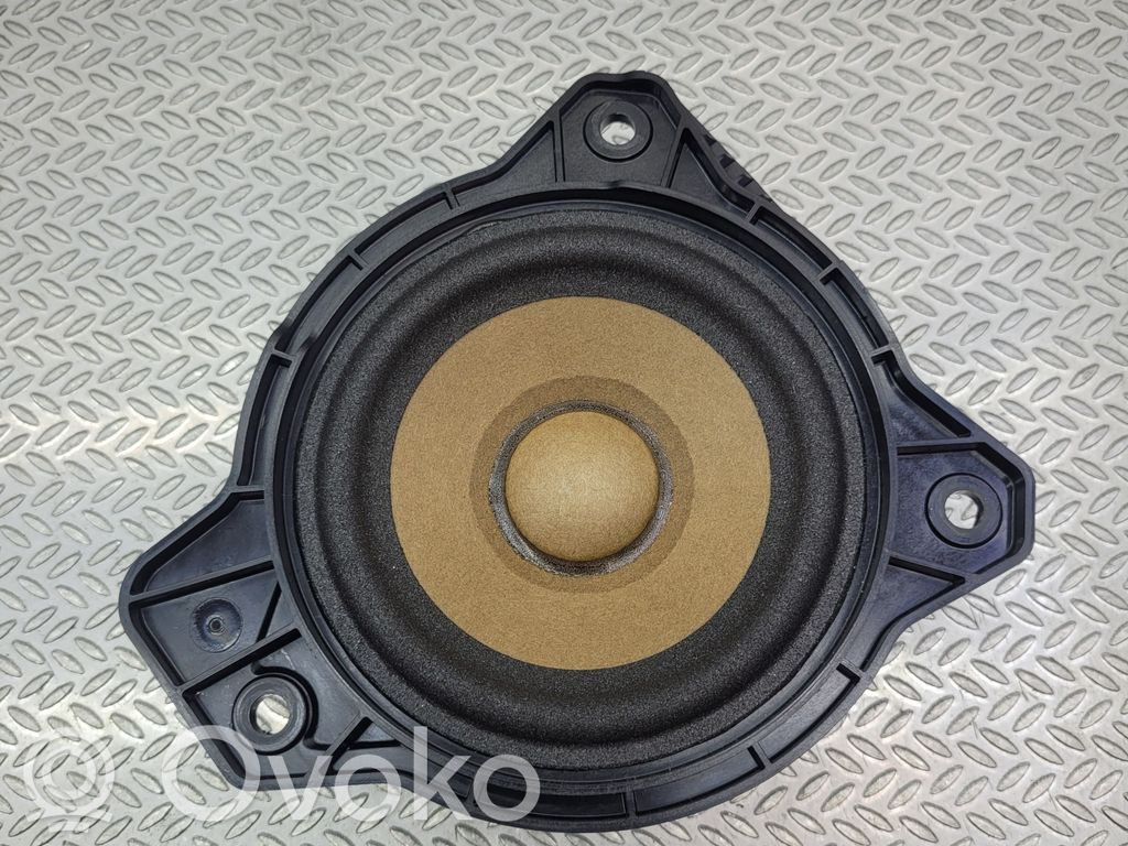 Volvo XC40 Panel speaker 